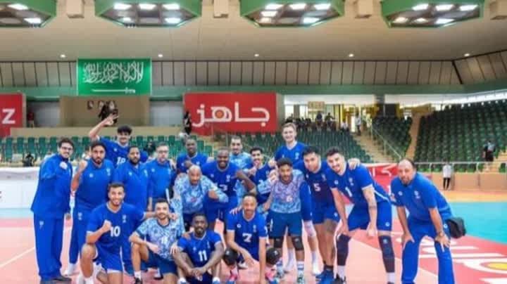 قمة بين الهلال والأهلي