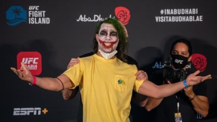 بيريز يخطف أضواء جزيرة النزال