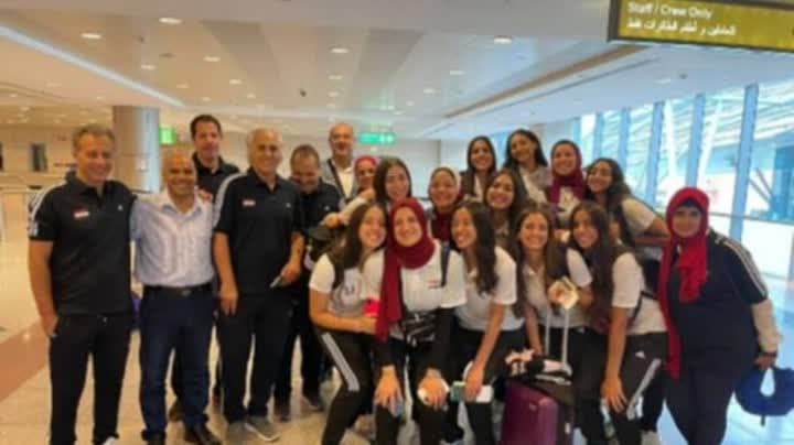 شابات مصر إلى تونس