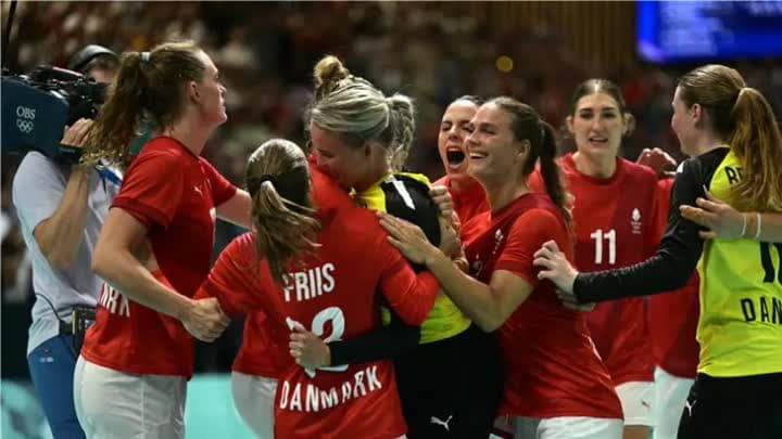 منتخب سيدات: الدانمارك