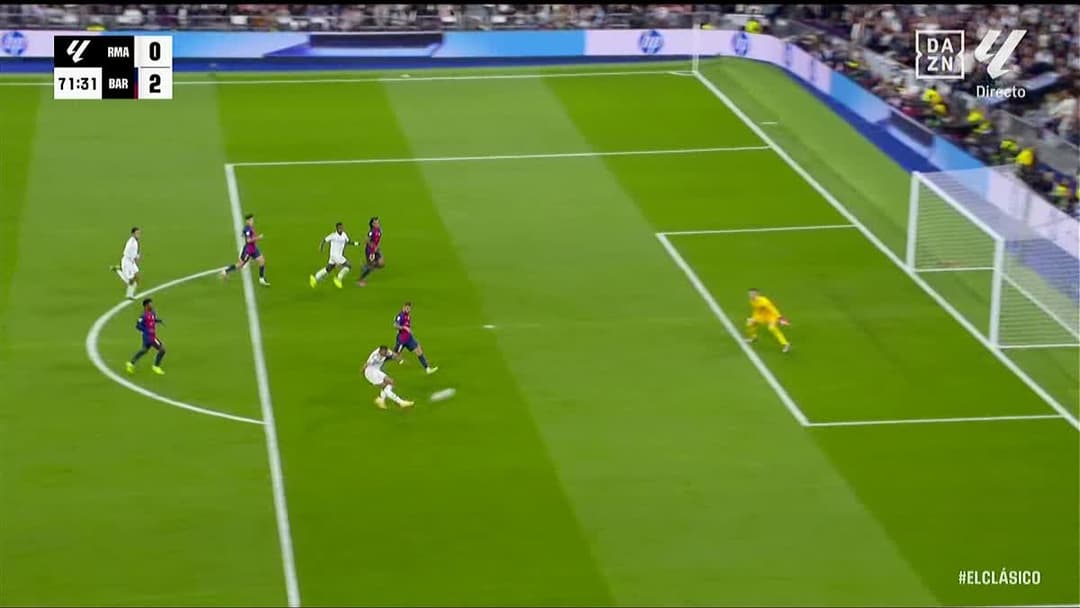 برشلونة