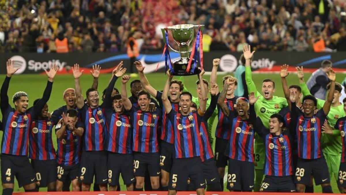 برشلونة