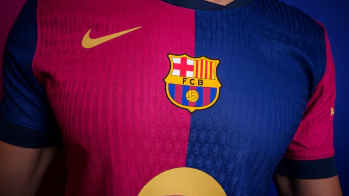 برشلونة 