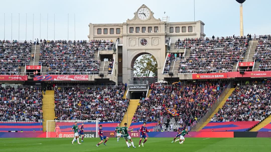 برشلونة