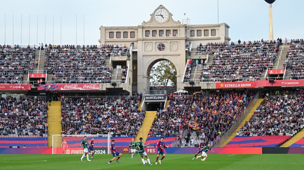 برشلونة