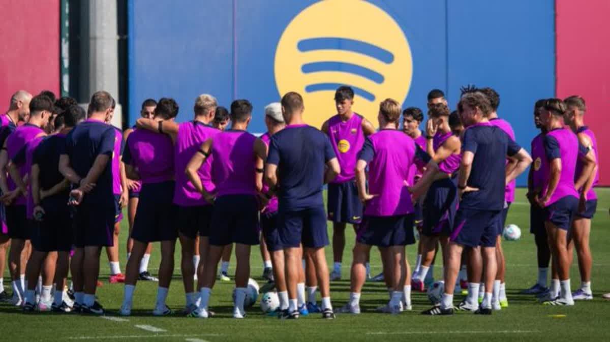 برشلونة