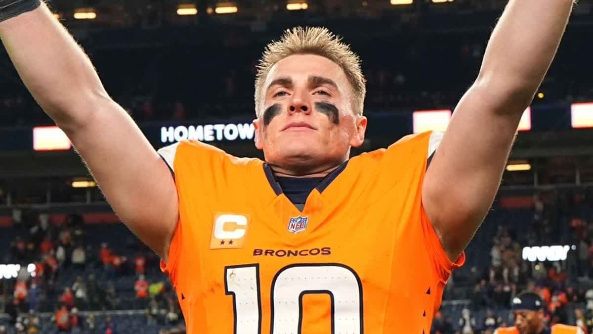 بو نيكس