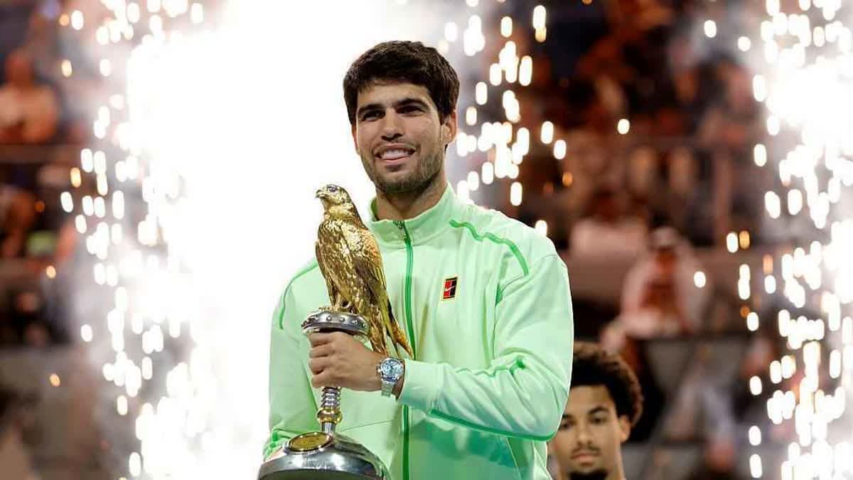 الكاراز يفوز في قطر