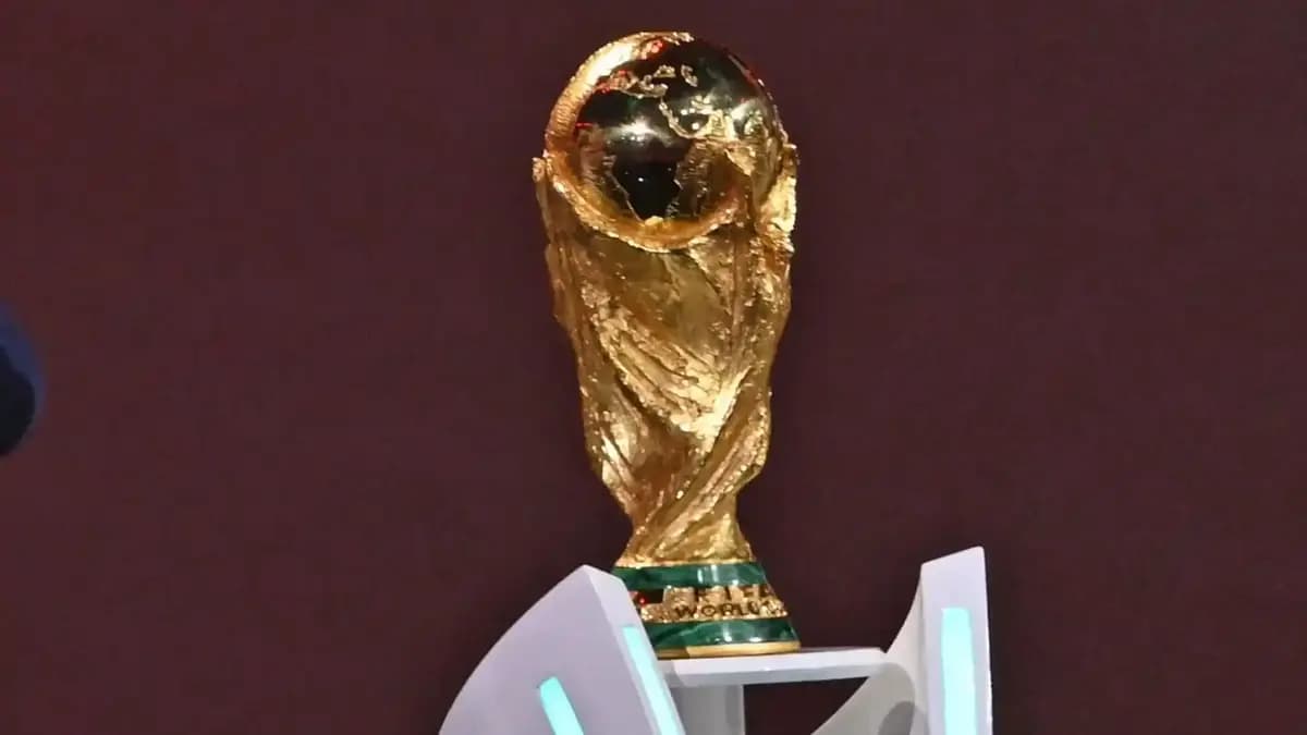 مجسم كأس العالم