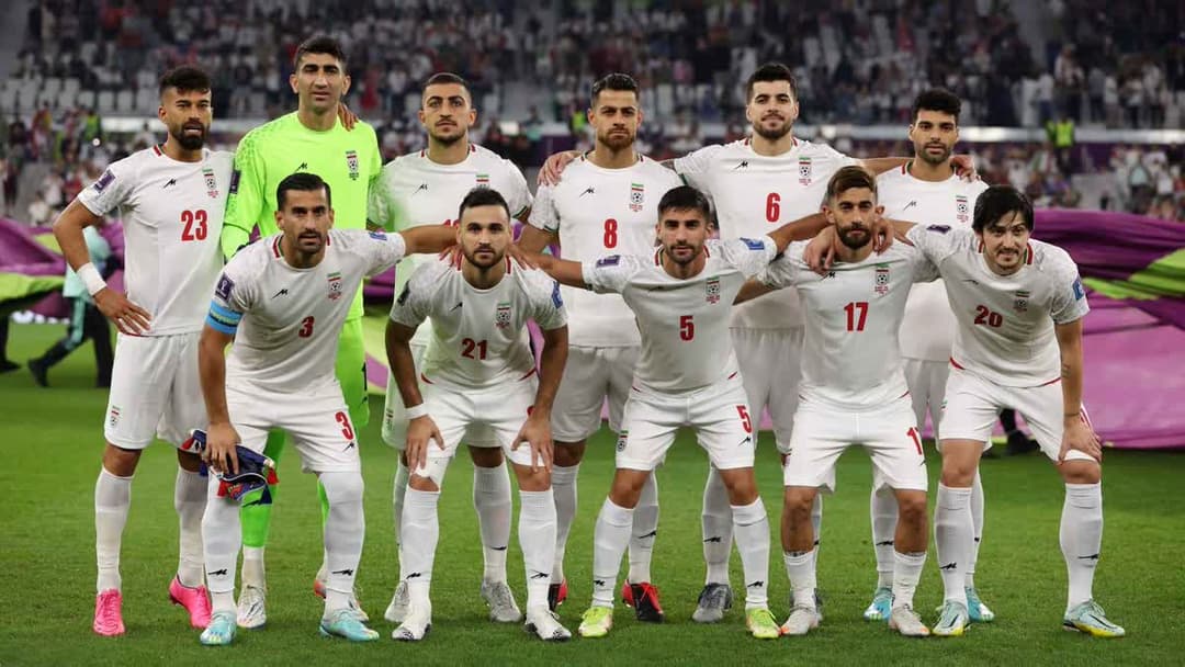 إيران