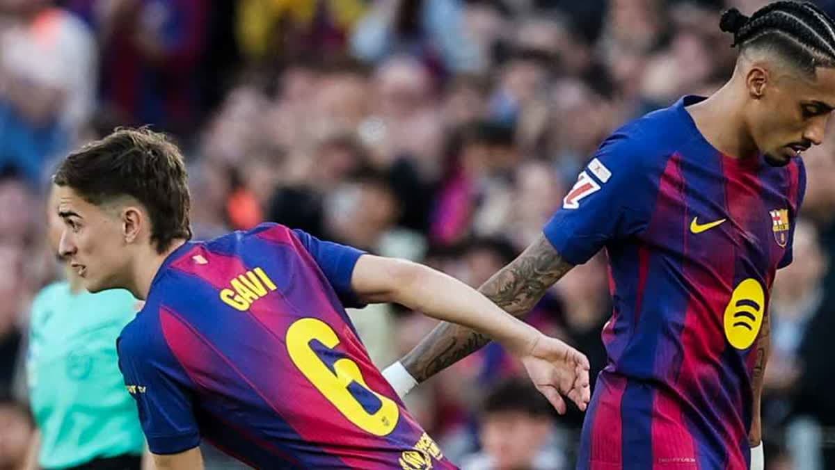 برشلونة