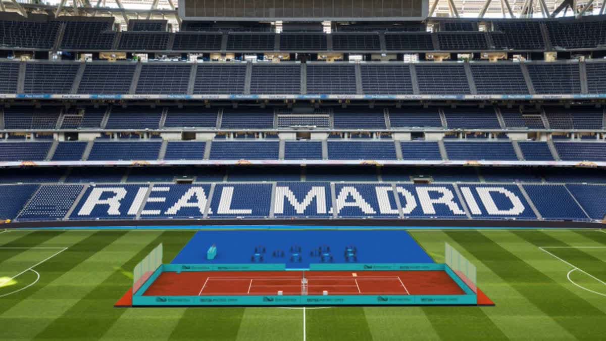 لماذا يستضيف ملعب البرنابيو نجوم بطولة مدريد للتنس؟