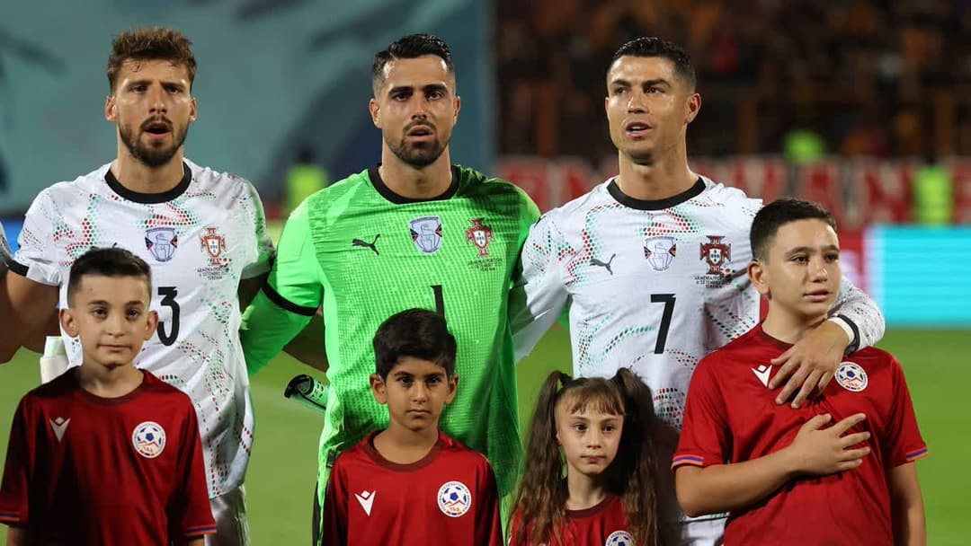 البرتغال