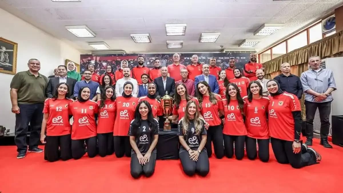 سيدات طائرة الأهلى