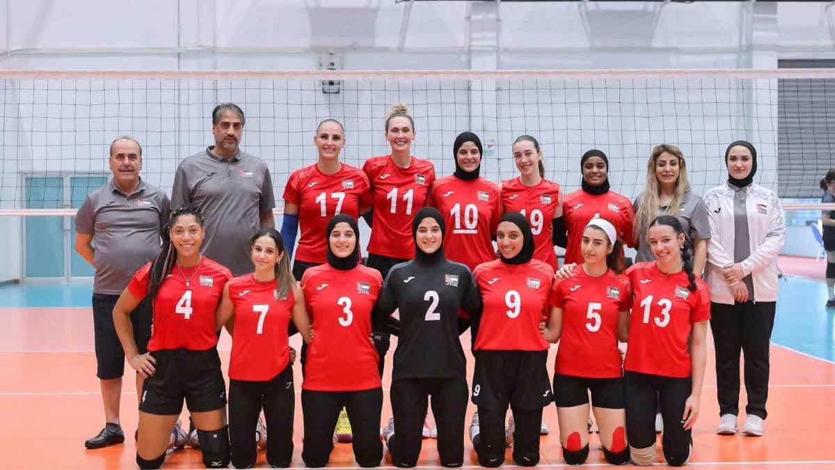منتخب سيدات الطائرة