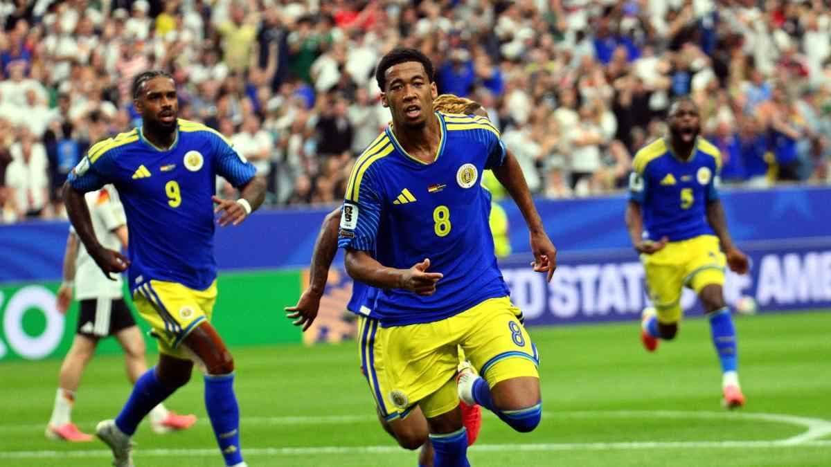 كومينينسيا