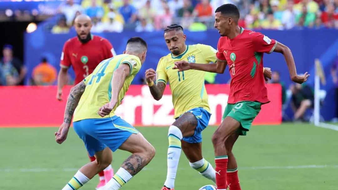 عز الدين عناهي، رافينيا.