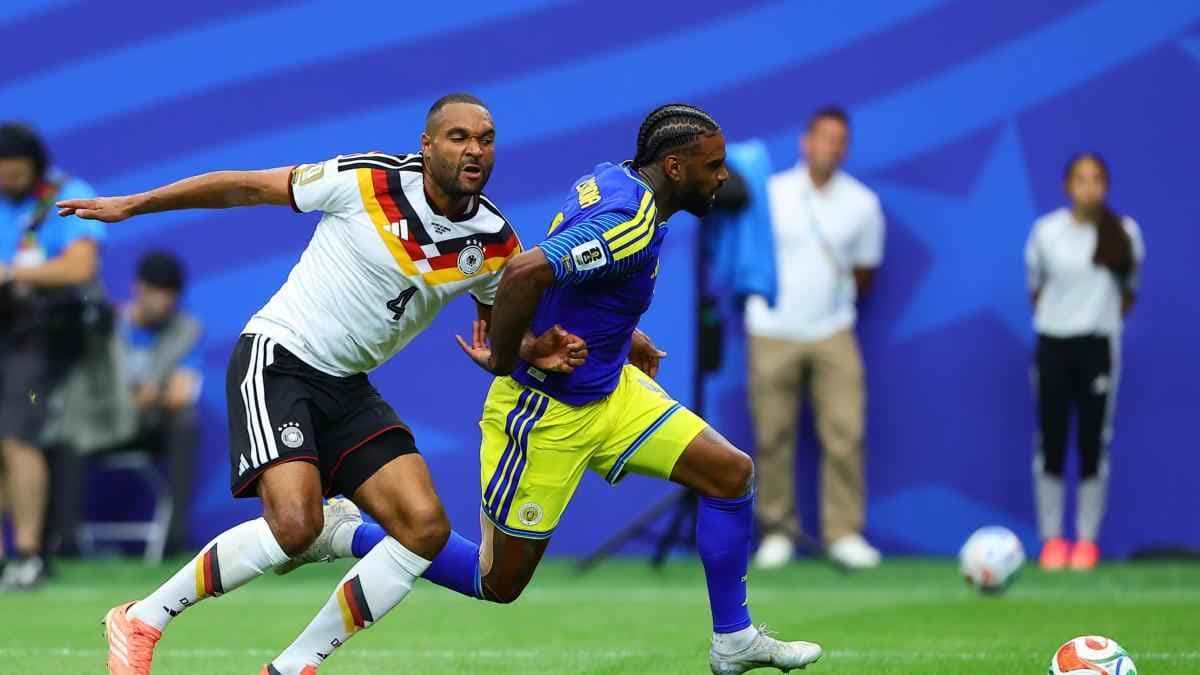 جوناثان تاه و يورغن لوكاديا