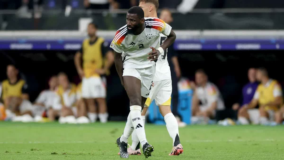 نيكو شلوتربيك