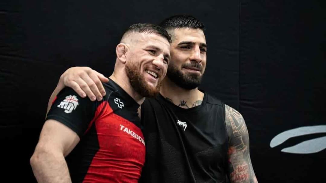 ميراب دفاليفيلي وإيليا توبوريا