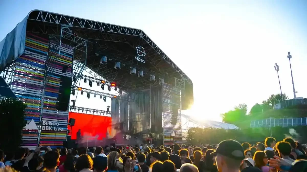 مهرجان بلباو بي بي كي لايف 2026