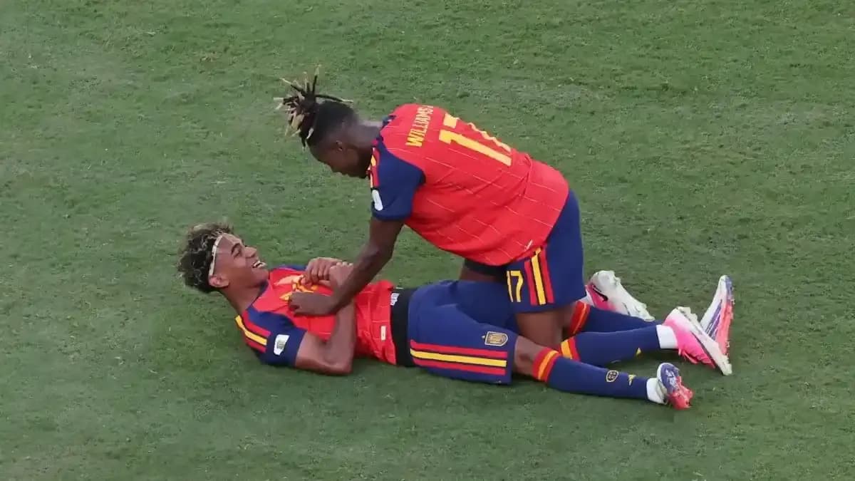 نيكو ويليامز ولامين يامال