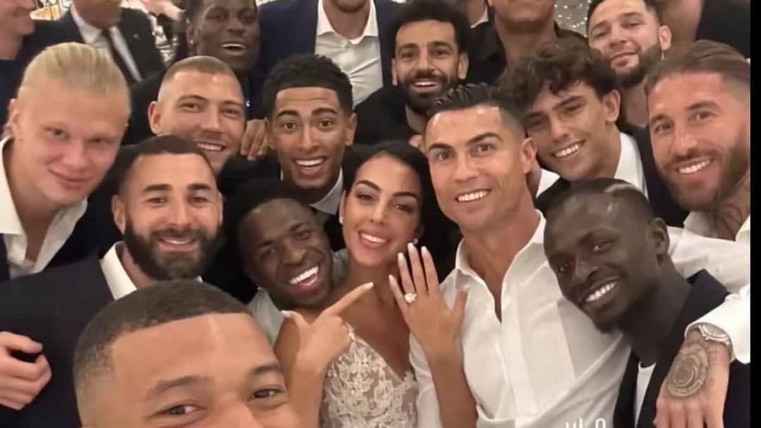 نجوم كرة القدم