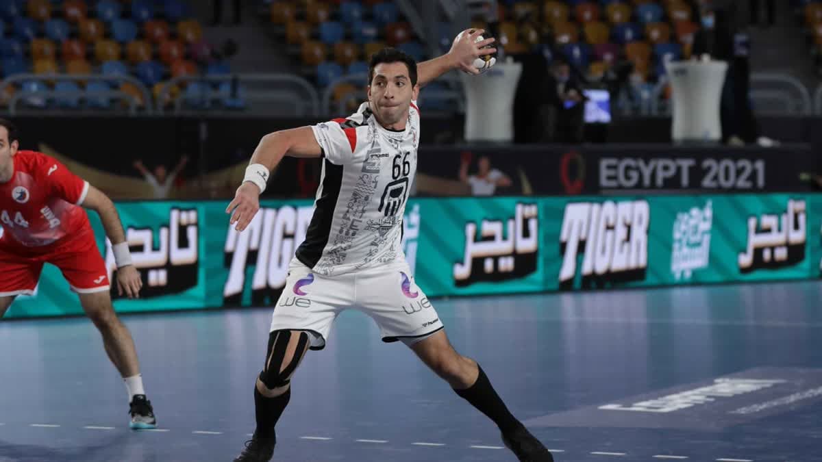 أحمد الأحمر