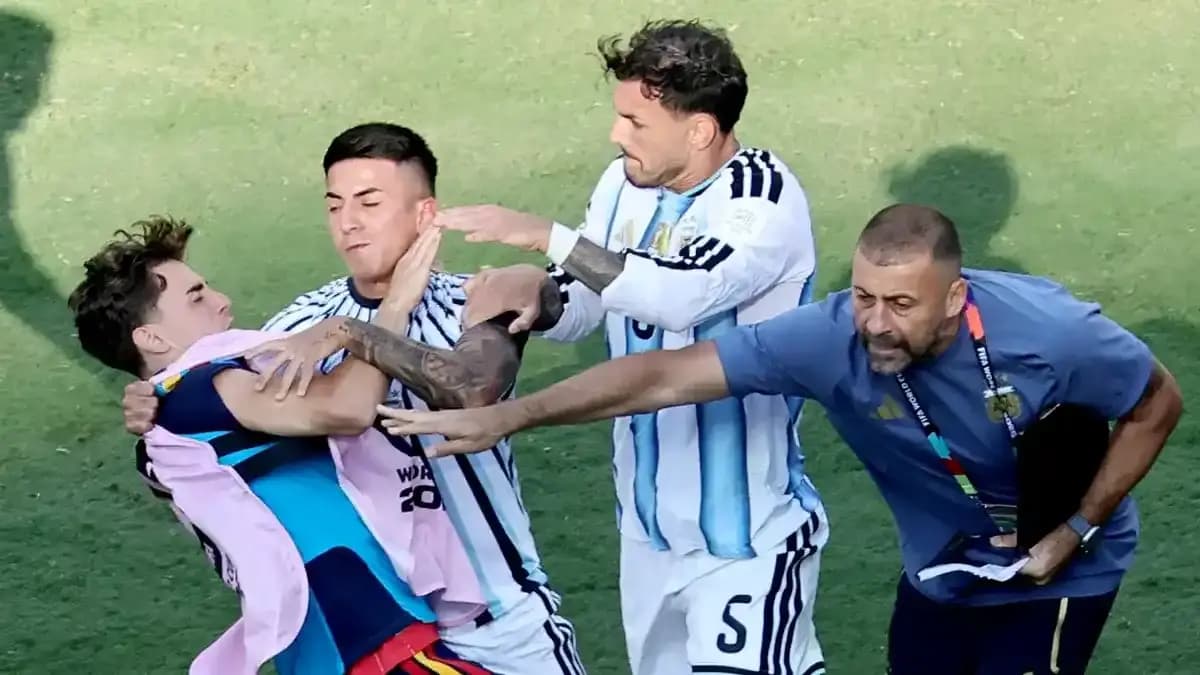 ألمادا وباريديس، مهاجمان غافي