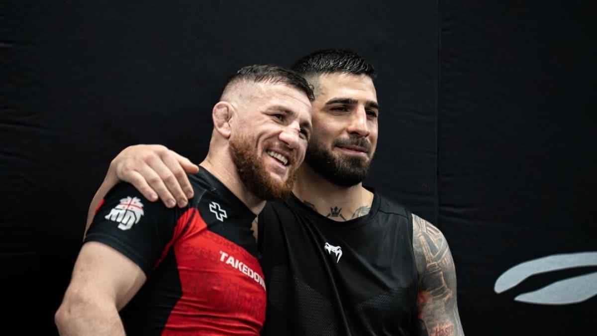 ميراب دفاليفيلي وإيليا توبوريا