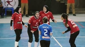 الأهلي يصعق الزمالك