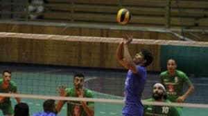 الوحدات يقيل المدرب
