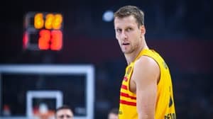 لاعب برشلونة جان فيسلي