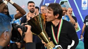 نابولي