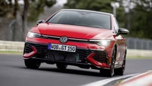 فولكس فاجن جولف GTI.