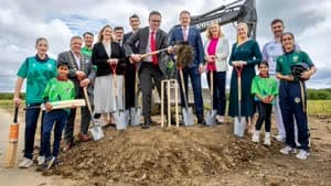 ملعب جديد في ايرلندا