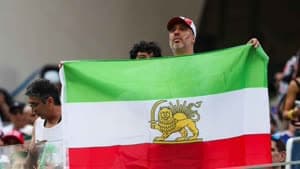 مشجع إيراني