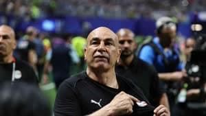 حسام حسن