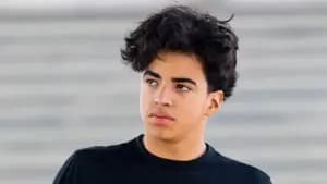 سليم حنا.